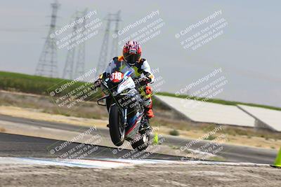 media/Aug-03-2025-TrackDaz (Sun) [[bf4a71acf9]]/B Group/1220pm (Wheelie Bump)/